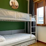 Casa Mia - 12 *